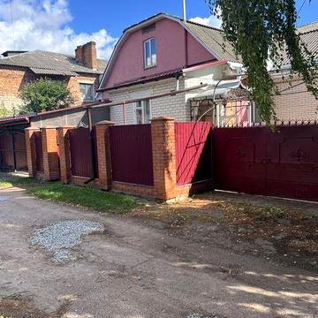 Продам  добротний будинок по вул. Смирнова