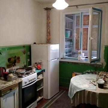 Сдам 2хк.кв.на С.Салтовке 5/9 Экватор. 2000гр.+комуналка