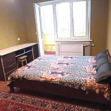 Здам однокімнатну квартиру вул Святоюріївська.