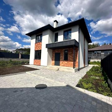 Миколи Вінграновського вул. (1 Травня)