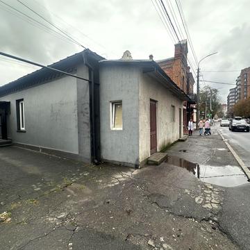 Подільська вул., 77