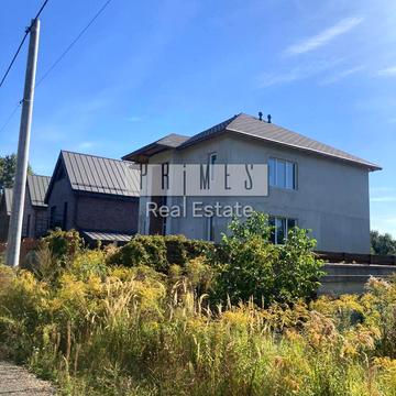 Трояндова, 40