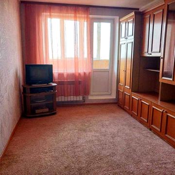 2-кв м-н Сонячний від власника