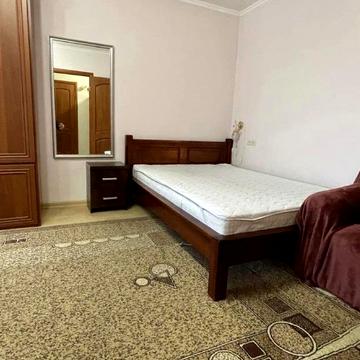 Оболонський просп., 40