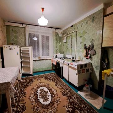 Генерала Олекси Алмазова вул. (Генерала Карпенка), 2