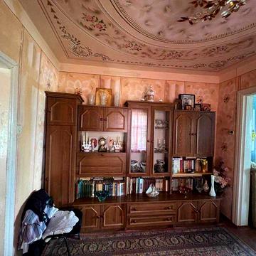 Продам будинок зі всіма зручностями в Харкові