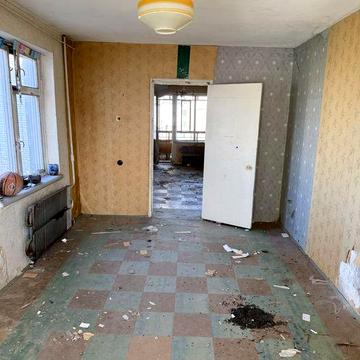 4-кімнатна квартира на вул. Калинова, під ремонт