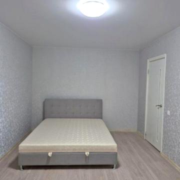 Продам однокімнатну квартиру район Л.Лукяненка