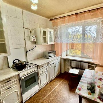 Продам 2 кім. Чешку центр м. Самар