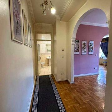 Продається 2 кімнатна квартира по проспекту Чорновола на 2 поверсі з 7