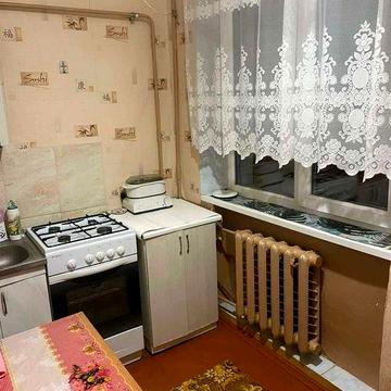 здам 1 к\к Заводський, Кузнецька,3 поверх,чиста,вільна до перегляду