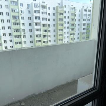 Миру вул., 51