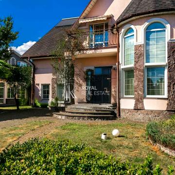 1 Травня вул.