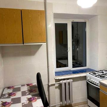 Здам в оренду 2 кімнатну квартиру на Браілках