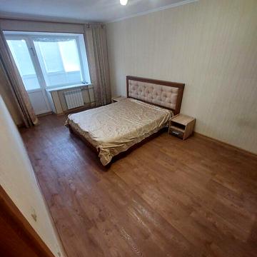 Продаж 2к Квартира Шнеєрсона вулиця