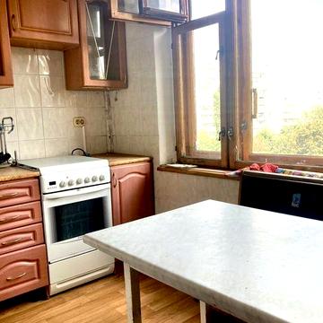 Продам 3-комнатную квартиру 65 м², Фесенковский въезд