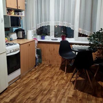 Наукова вул., 60