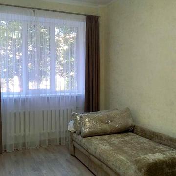 Сдам на длительный срок 3х комнатную в центре