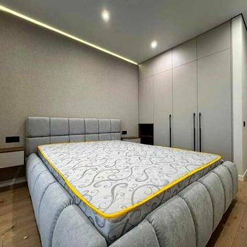 Шикарна двійка з кухнею-студією поблизу центру