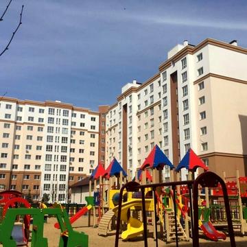 Героїв Небесної Сотні просп., 30/2