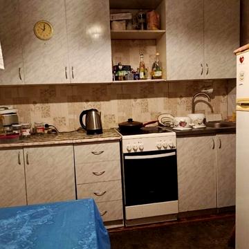 Анни Ахматової вул., 14-Б