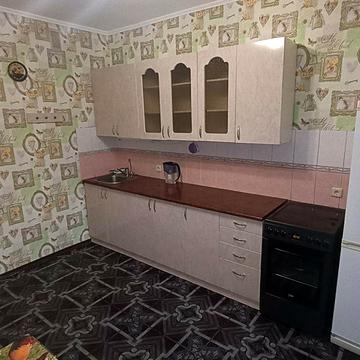 Василя Верховинця вул., 10