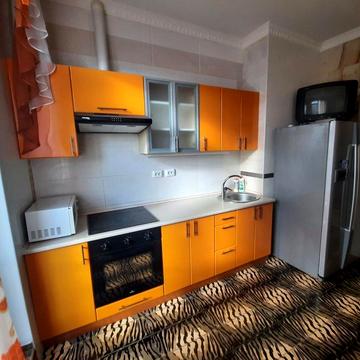 Перлинна вул., 3