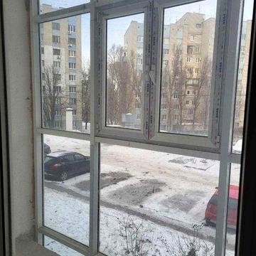 Продам 2-кімнатну студію 81 м², Салтівка, вул. Василя Стуса 21