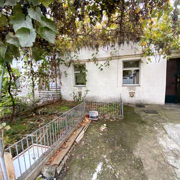 Мала Морська вул., 70