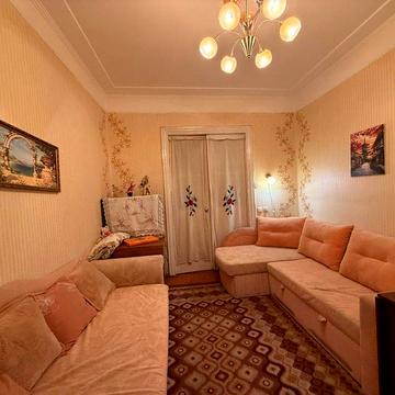 Продаж 2во кімнатної квартири Центр міста  Вал