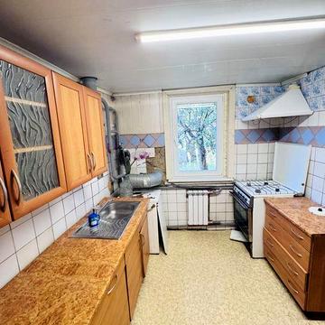 Продам пів будинку в Бучі, вул. Києво-Мироцька.