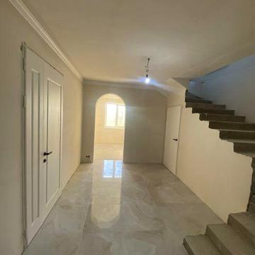 Продається будинок в селищі Глибока