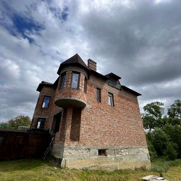 Продається сучасний комфортний житловий будинок в Моршин