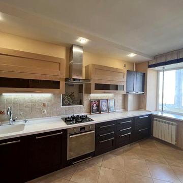 2-кімнатна квартира з ремонтом 74м2 |Поруч школа, садочок| Без комісії