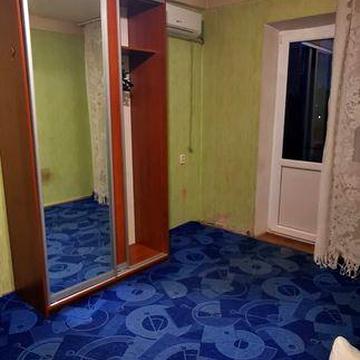 Йорданська (Лайоша Гавро) 4. До метро "Оболонь" або "Петрівка" біля 10