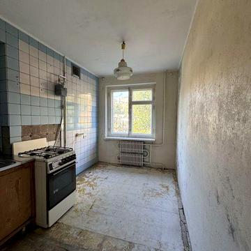 Продаж 3 к.кв Перемога 6, Штабний 2