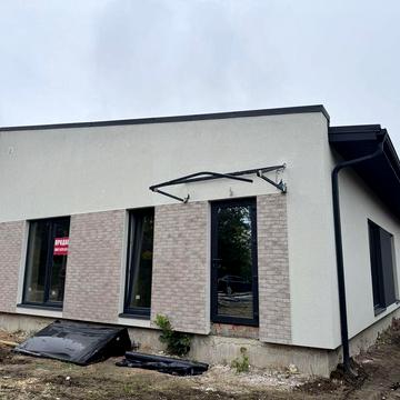 Продаж котеджу в районі Авторинку.