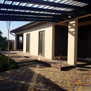 Оренда будинку Совіньон