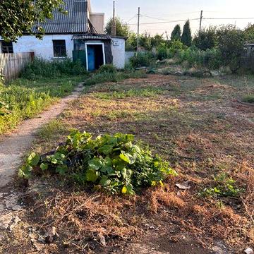 Продам пів будинку мікрорайон Перемога