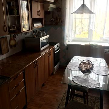 Євгена Чикаленка вул., 76б