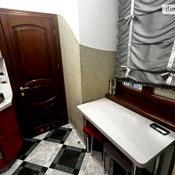 Довгострокова оренда 2к Квартира Франка Івана вулиця