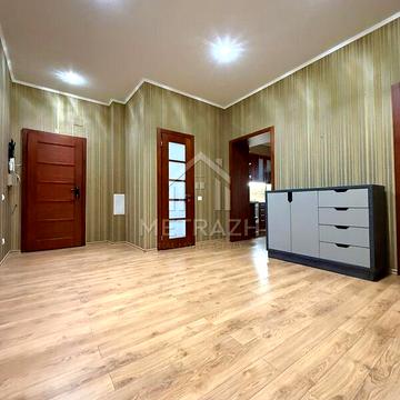 Продаж 3к Квартира Станіслава Партали (Балакірєва) вулиця