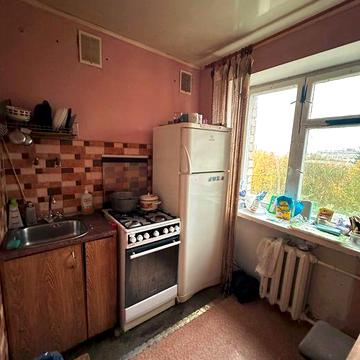 Продам 2-х кімнатну квартиру, 10 хвилин від метро Індустріальна