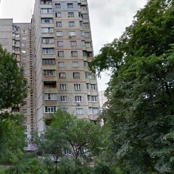 Архітекторів вул., 22