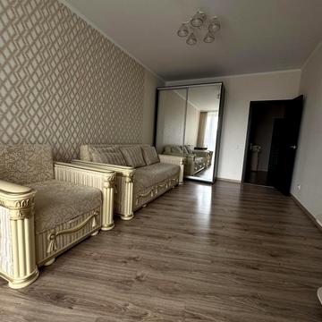 Драгоманова вул., 2-Б