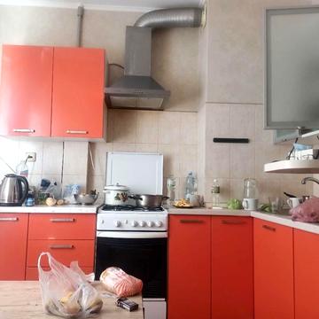 Сімї Глодан вул., 37