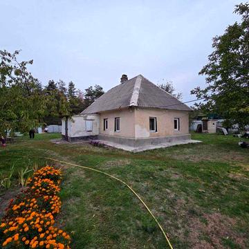 Продається будинок у селі Курилівка, поруч із лісом!