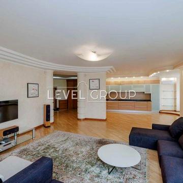 Без % 3-х кімнатна квартира по вул. Старонаводницька 13А, Центр