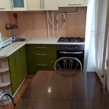 Сдаю 3 к/кв пр.Мира(пл.Победы) 4/5,студия,ремонт, мебель,техника 9000