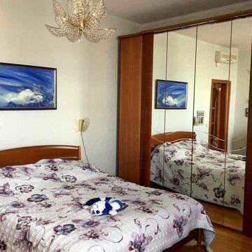 Без комісіі! Центр, продаж вул. Бульварно-Кудрявська с паркомісцем